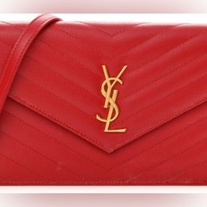 Saint Laurent Grain De Poudre Matelasse Chevron Envelope chain wallet